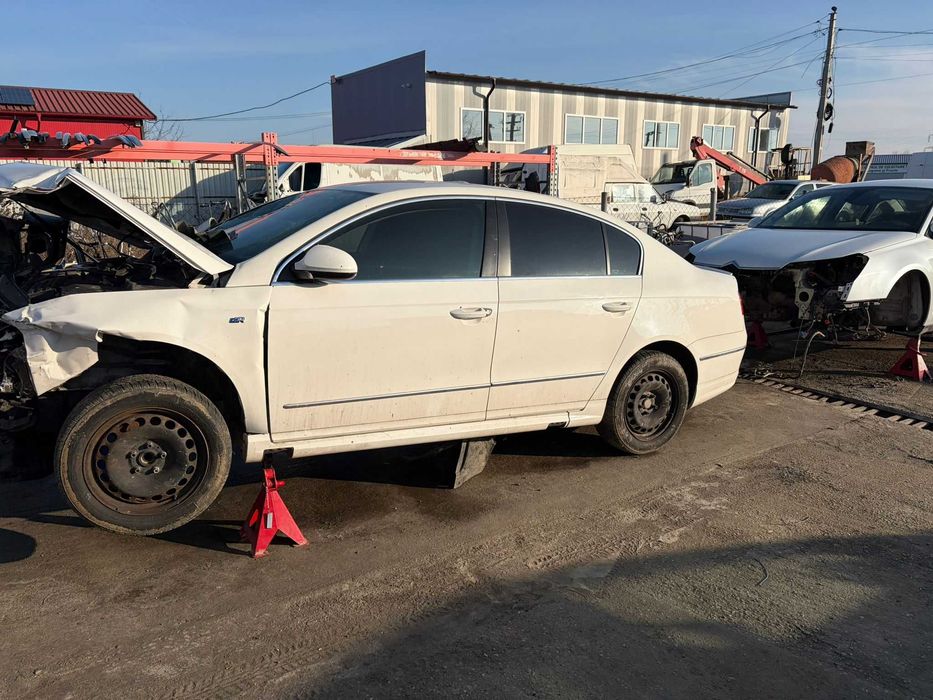 Dezmembrez VW Passat B6 2.0 TDI CBAB 140 cai cutie DSG 6 cod MFL