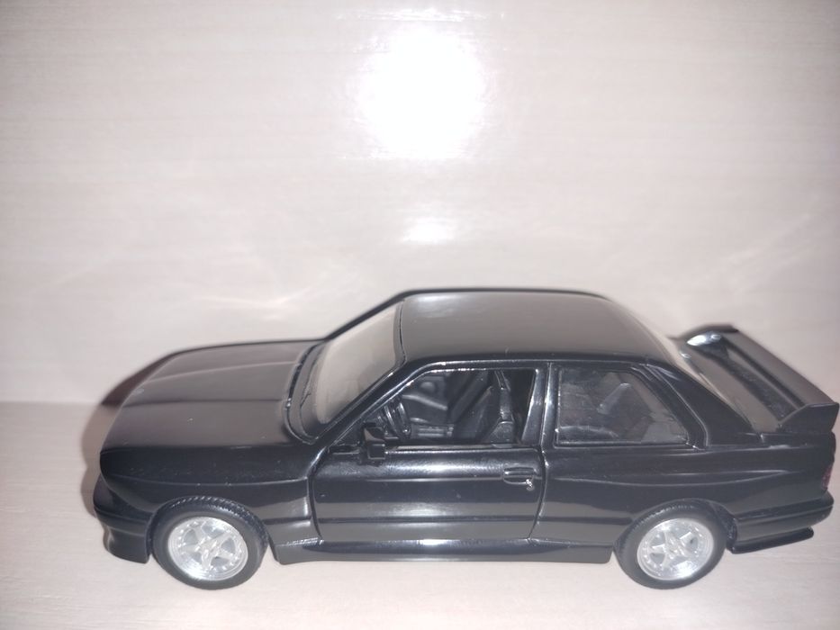 Продам машину коллекционную