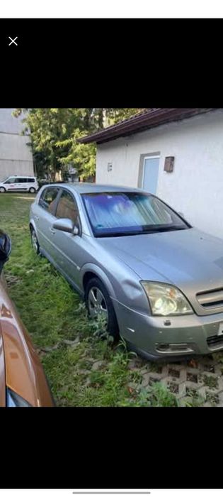 Vând Opel signum 2004 1.9  pentru dezmembrare