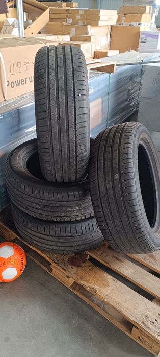 Vând anvelope vara 235/55/R18
