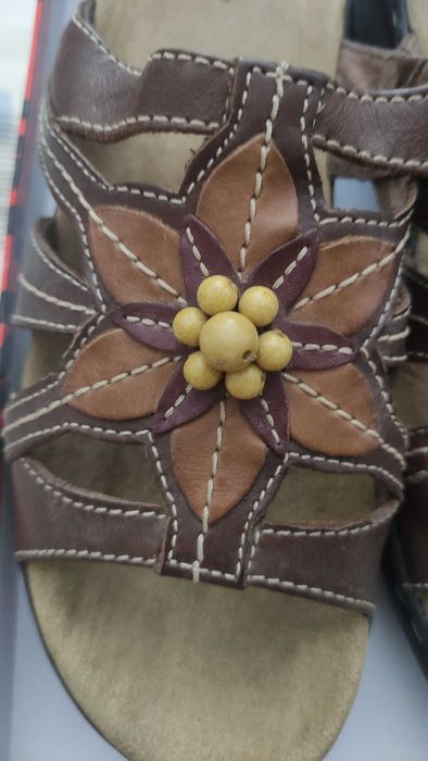 Clarks кожаные женские шлепки.