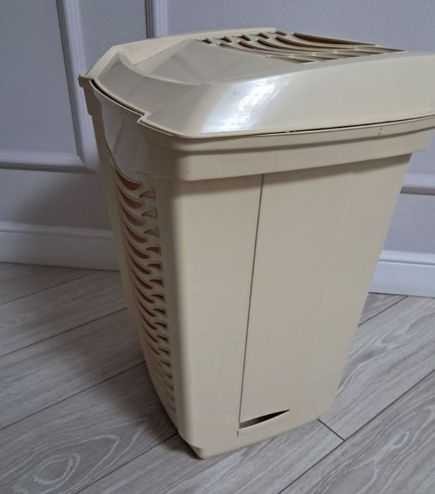 Корзина для белья.