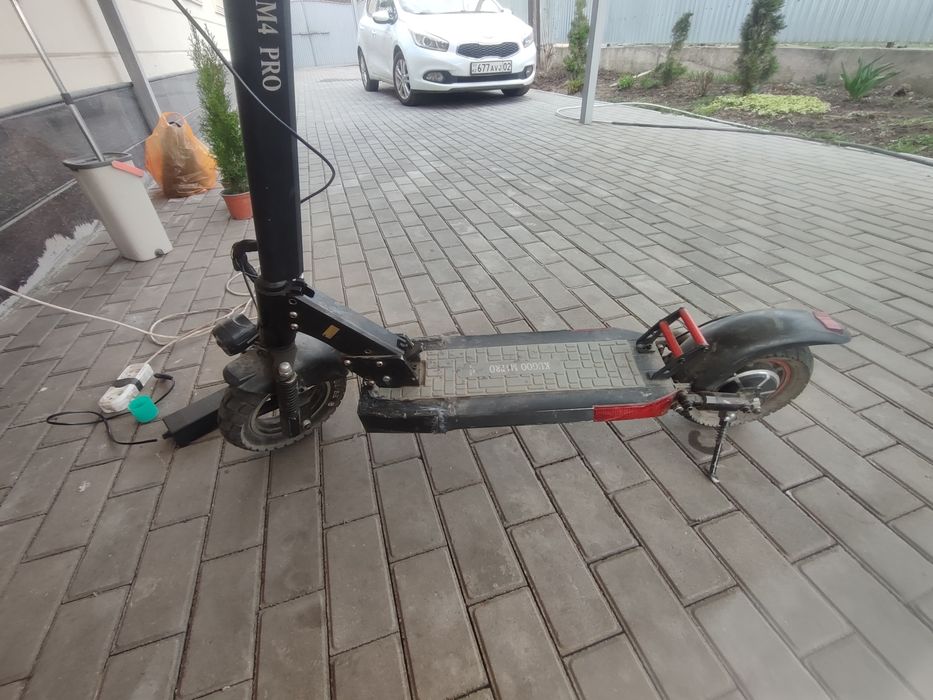 Самокат куго м4про