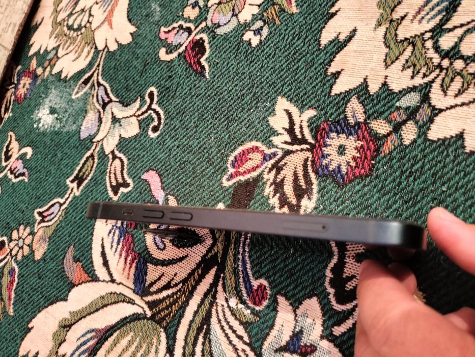 iPhone 13 156gb  в хорошем состоянии