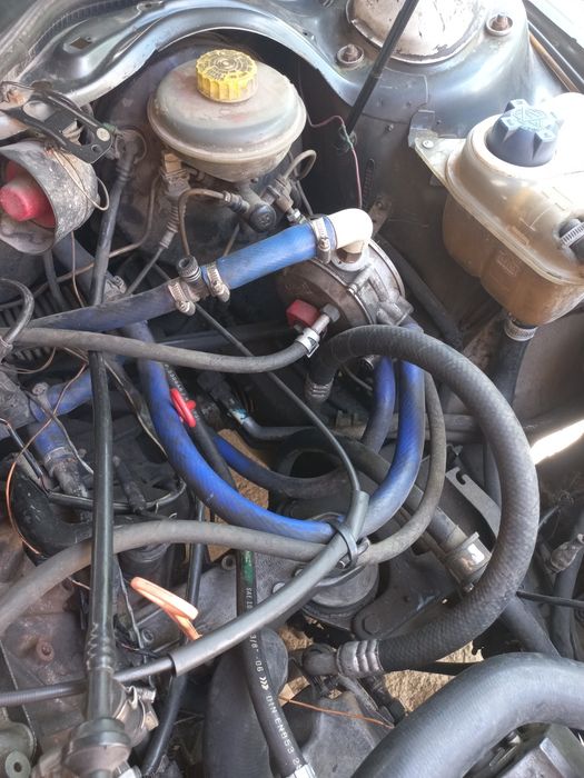 Продам Ауди 100.