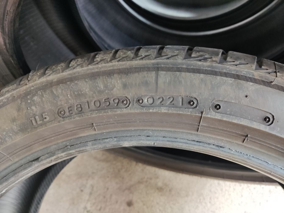 225/45/19 Bridgestone