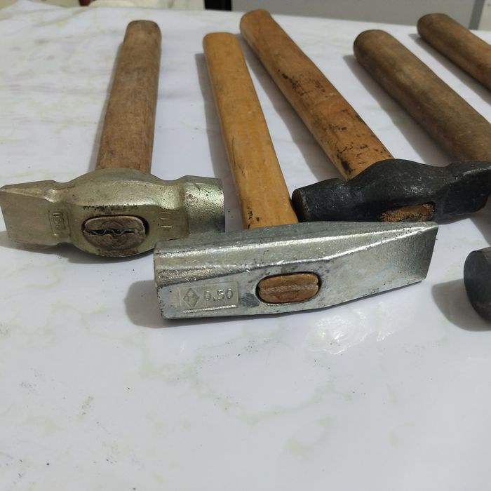 Молоток, новый СССР.