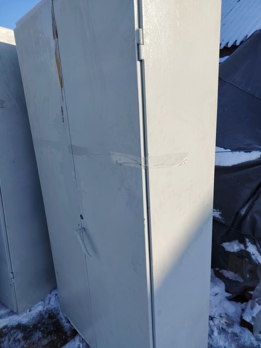 Dulap metalic -fiset