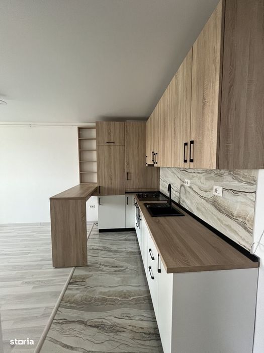 Studio- Stație STB în fața complexului legătură cu Bd.Uverturii