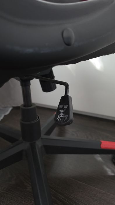 Scaun Gaming Myria MG7502 Negru/Roșu