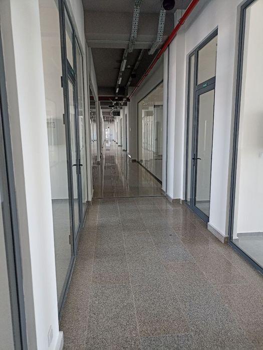 Продается магазин в  " Indeks" базар в Сергелейском районе