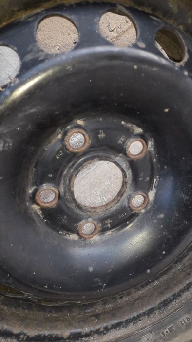 Rezerva   iarna 195/65 r15   Golf 5  Golf  6 Touran