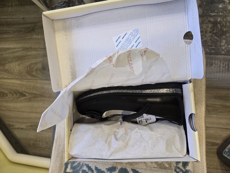 Школьные туфли для девочки