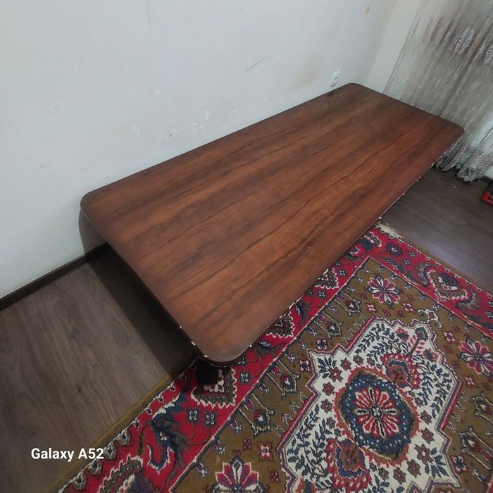 Stol ham xontaxta sotiladi