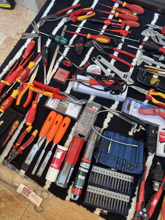 Diferite  scule , knipex , wera, wiha , bosch , geberit ,zebra ,wurth