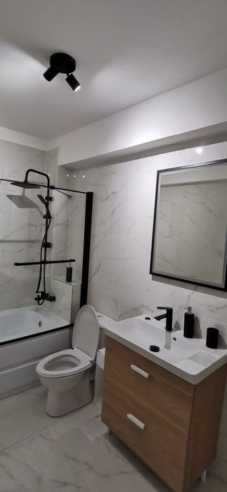 Închiriez Apartament open space