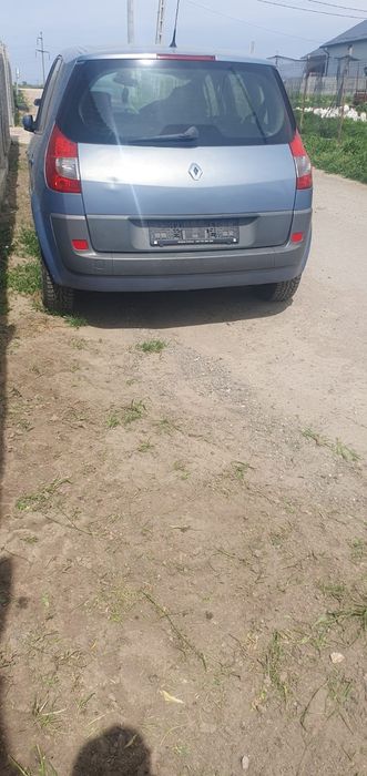 Dezmembrez Renault scenic 2 cutie automată 1.6 benzina