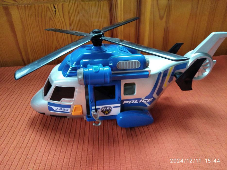 Детски въртолет, самолет, кран