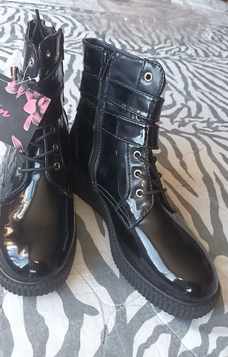 Дамски нови боти