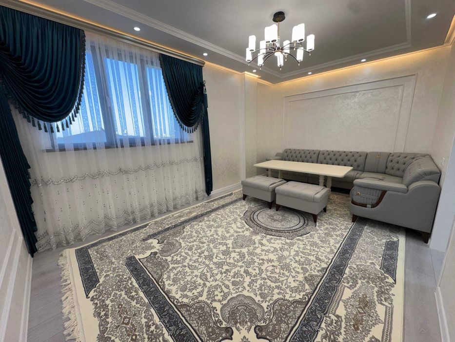 3х комнатная квартира на 11 этаже 105кв/м, в Самарканде