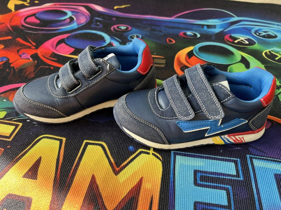 Детски обувки.