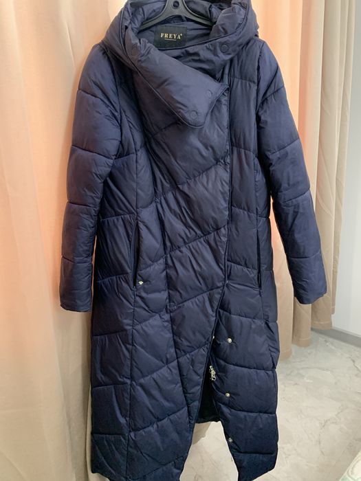 Пальто продам недорого