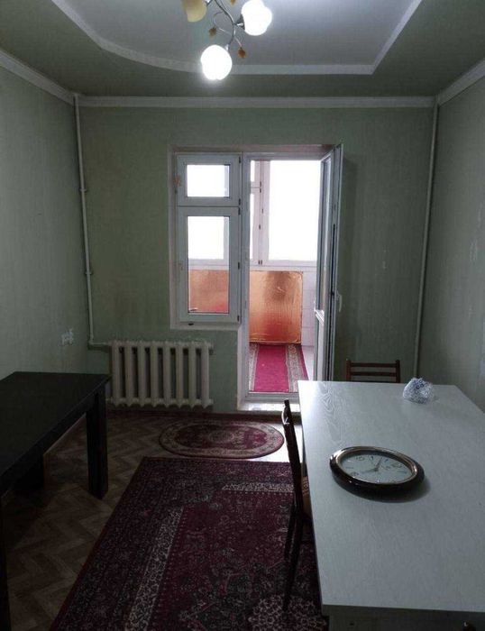 B Ойбек 3в4/7/9  Cpoчно Банковская 153м2