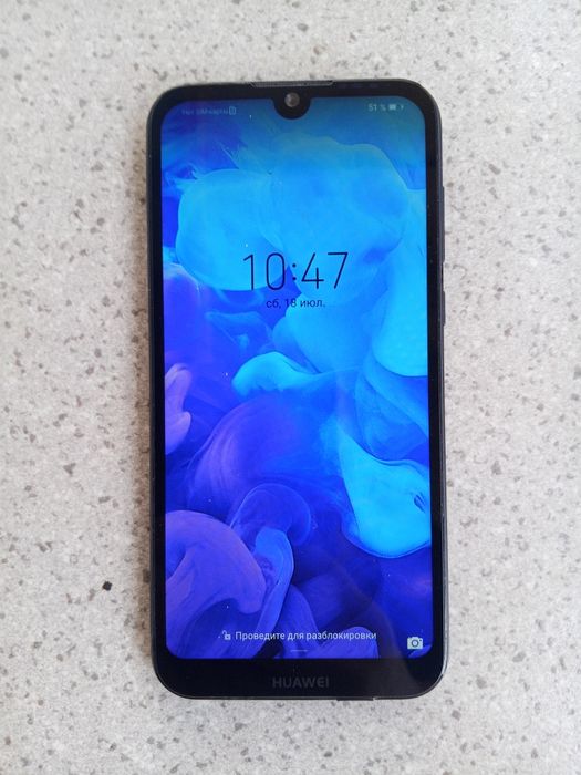Продам телефон huawei