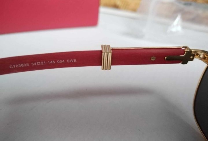 Червени очила Cartier