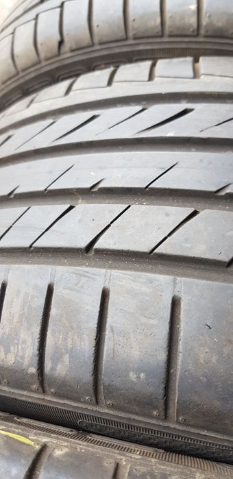 Летни гуми-18цола-215/45-1бр.-70лв."DUNLOP "