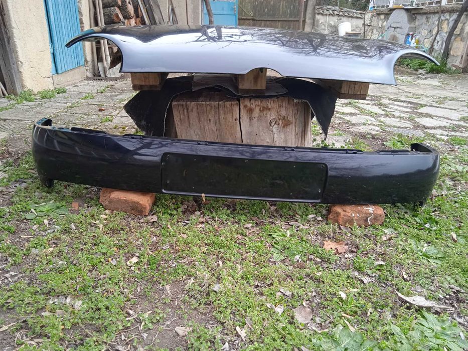 преден капак и предна броня ww lupo 2002