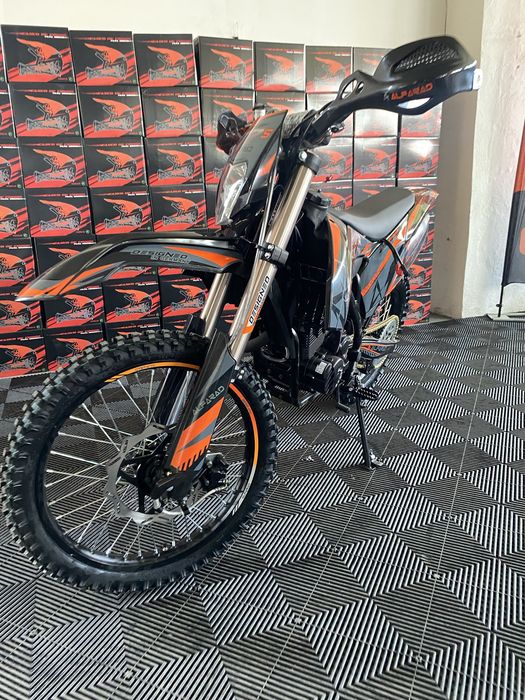 Motocross dirtbike 250cc Alfarad T7s nou cu garantie si livrare in tara