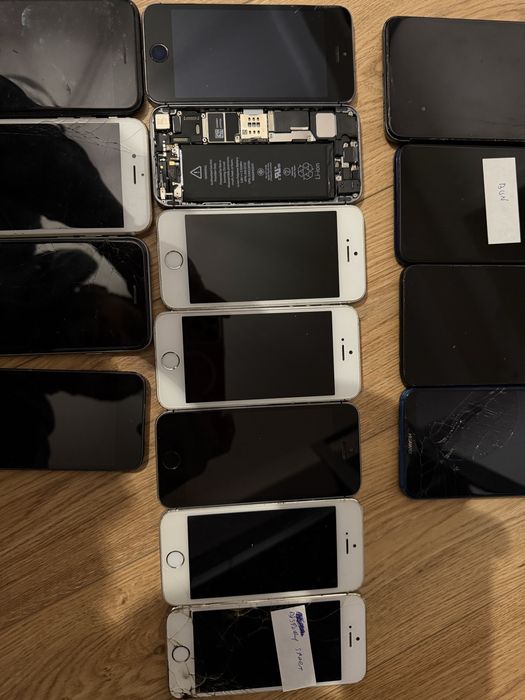 Lot telefoane iphone si android tcl xiaomi huawei motorola