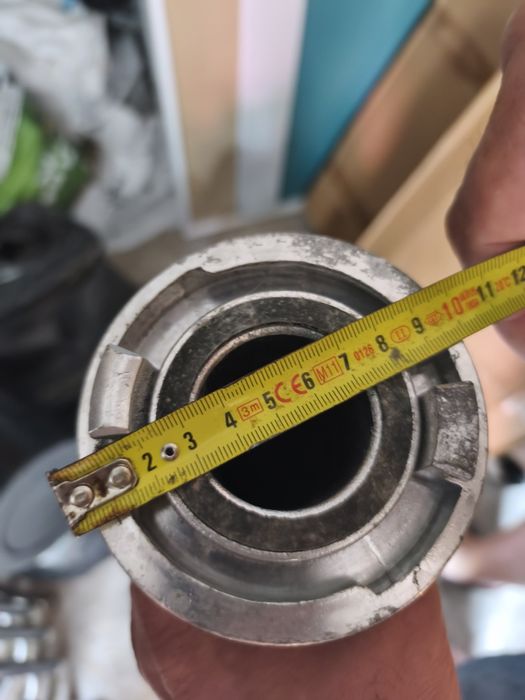 Furtun de pompieri nou și țeavă de refulare