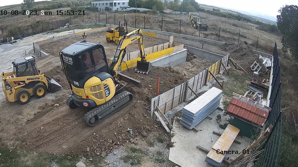 Услуги с Багер и Самосвали  и др. Строителна техника БИК-СТРОЙ ЕООД