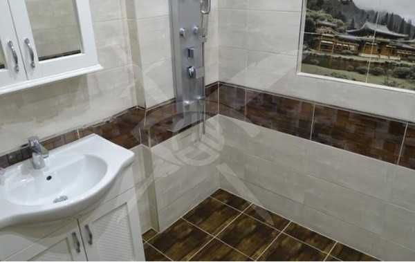 Дава се под наем Четиристаен апартамент в Пловдив, Младежки Хълм - 1000 кв.м за 600 € - Снимка #6