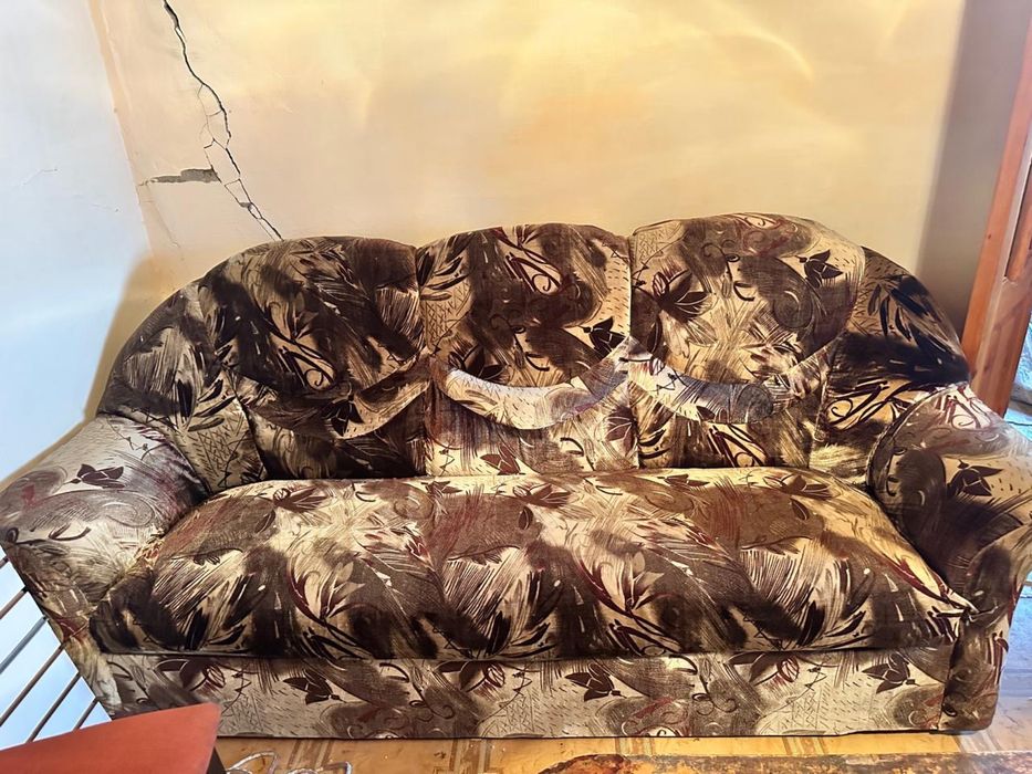 Диван сатылады!!!