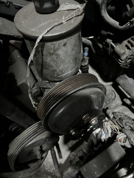 Гур насос мерседес 111 104