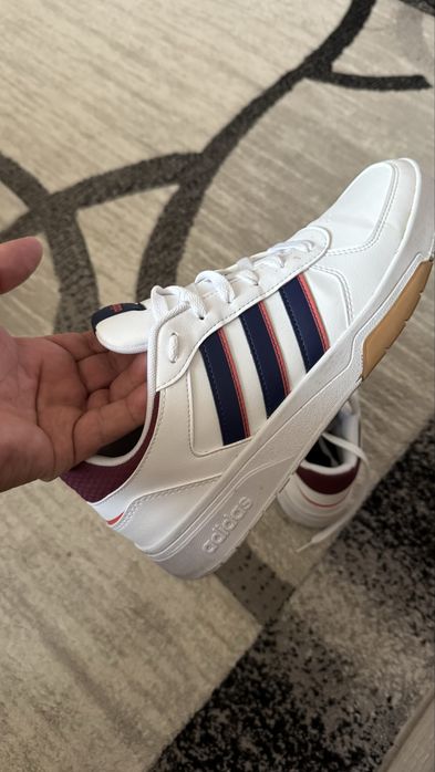 Кецове Adidas 43 номер