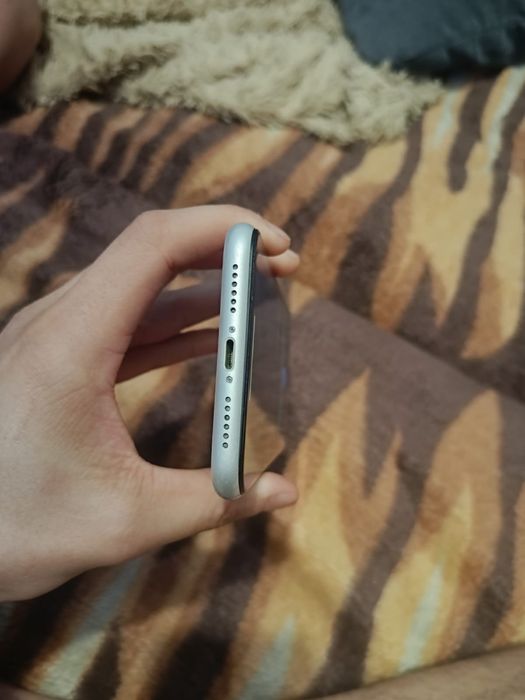 Iphone xr прлдажа