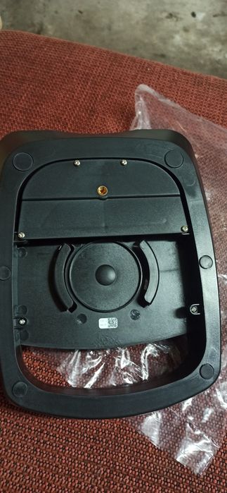 Продавам стойка за сонар Lucky