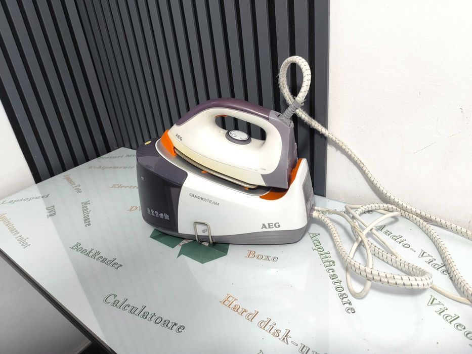 Stație de Călcat cu Aburi AEG Quicksteam DBS3350 - 2400W