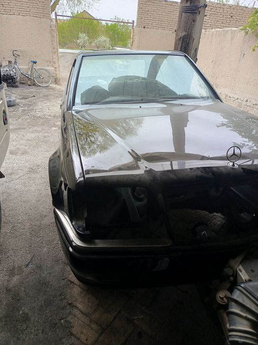 Mersades Benz124