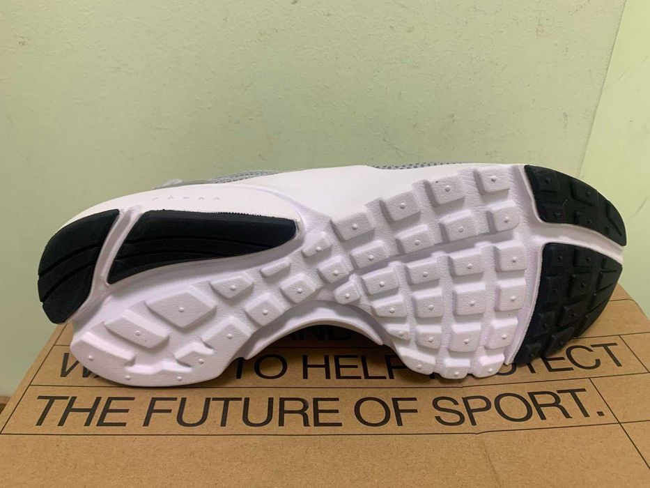 Нови мъжки маратонки Nike Air Presto grey размер 42