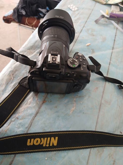 Nikon D5200 sotiladi
