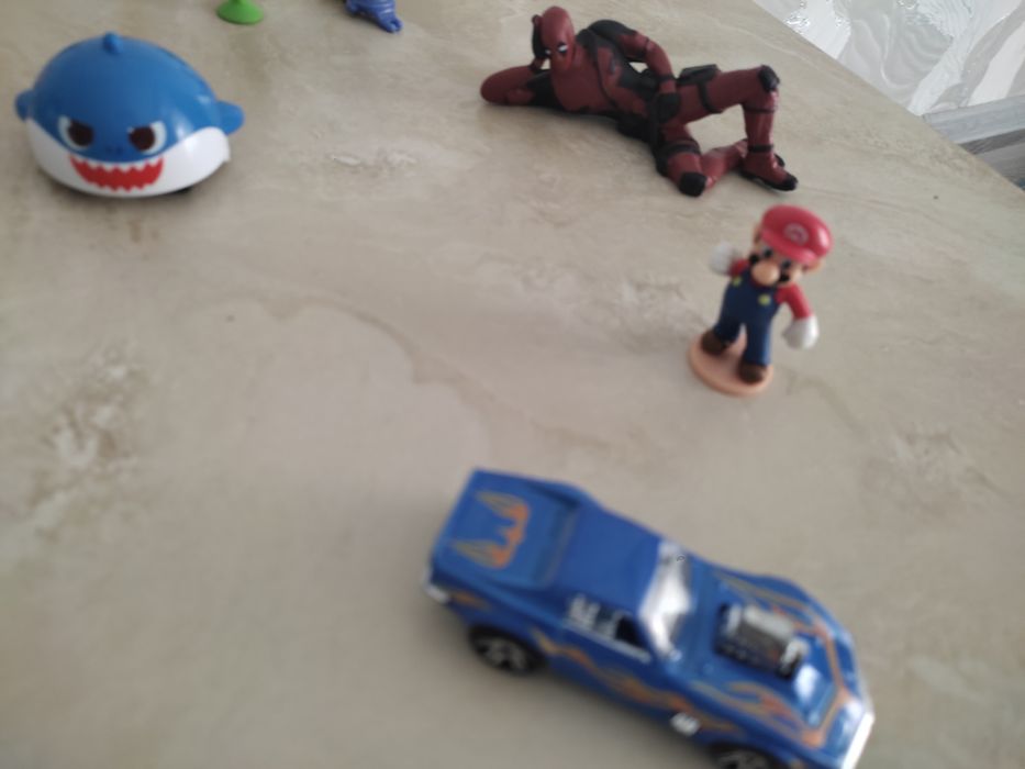 Фигурки игрушкии