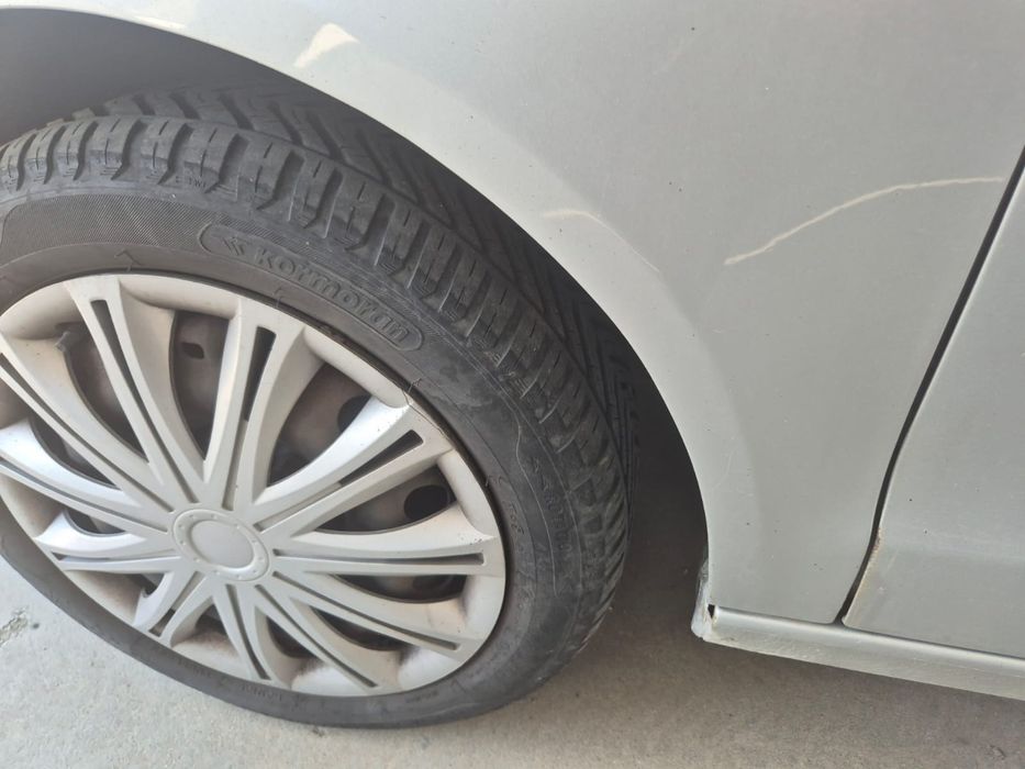 Volkswagen Polo 2004 benzină, 1.617 € — imagine 5