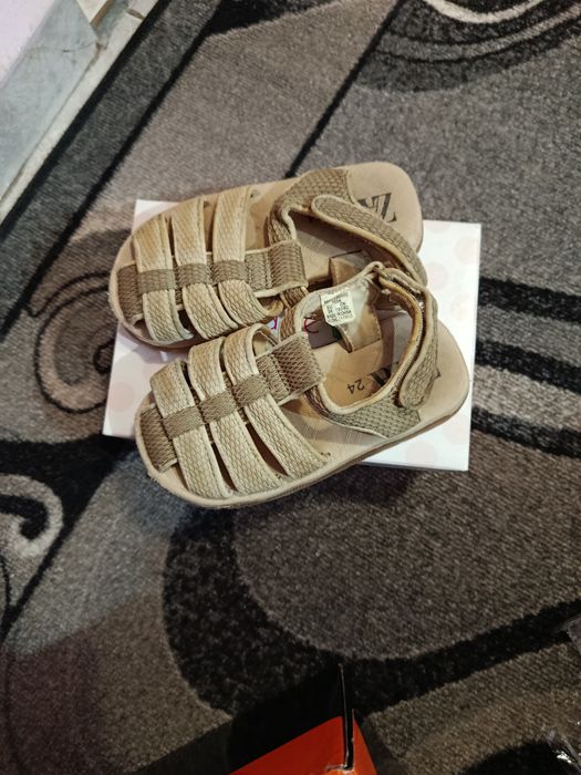 Сандали Зара за момиче