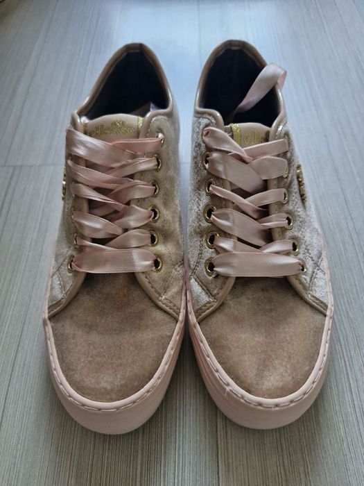 Дамски обувки кецове