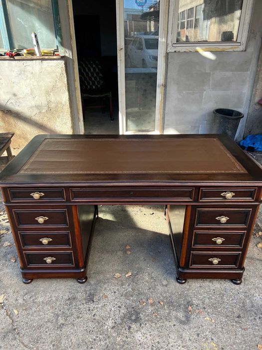 Birou clasic,englezesc/recent restaurat!